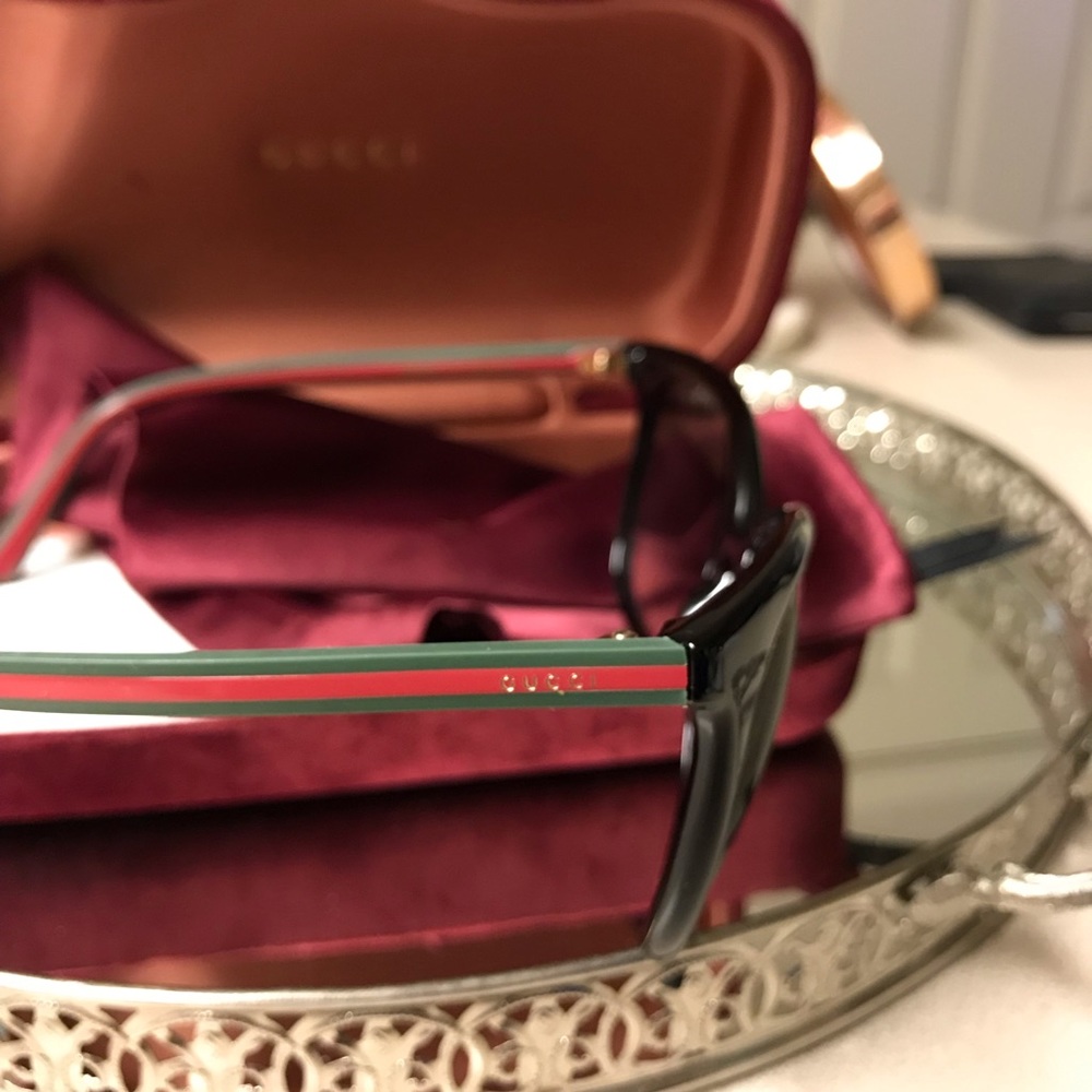 🌶Gucci🌶SOLD - Picture 5 of 6